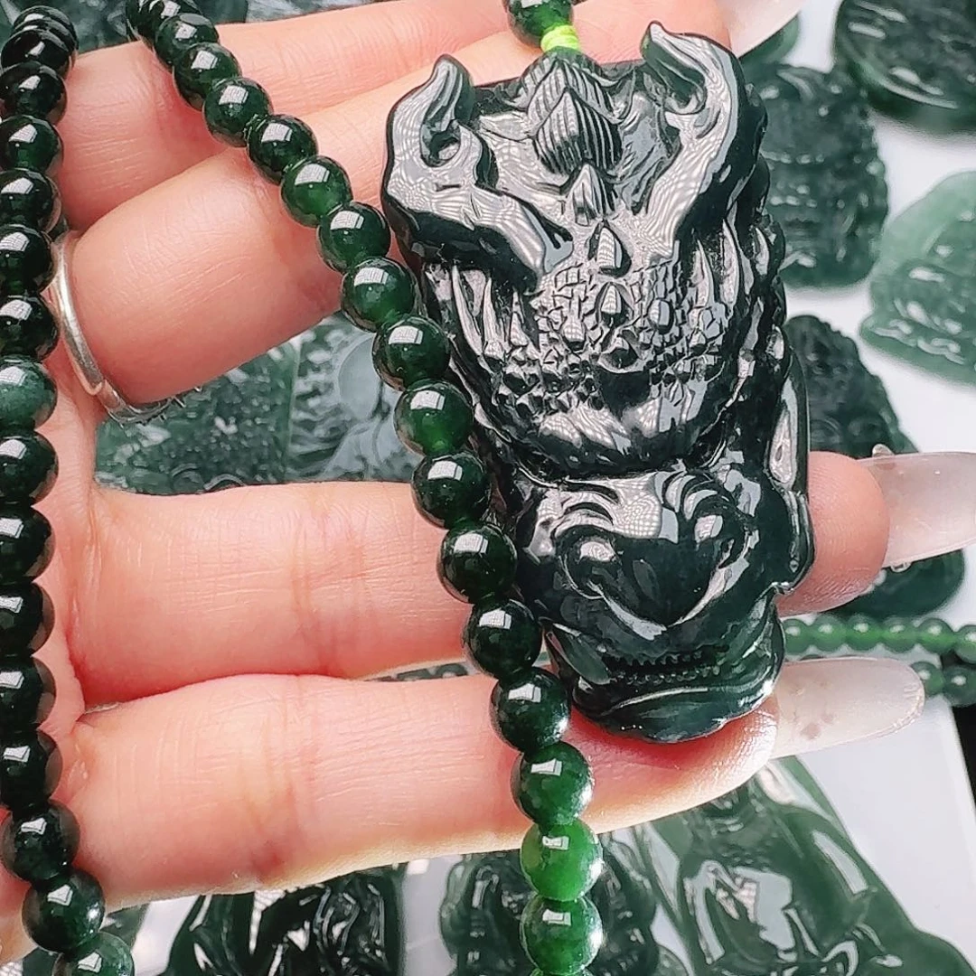 翡翠未镶嵌颈饰111