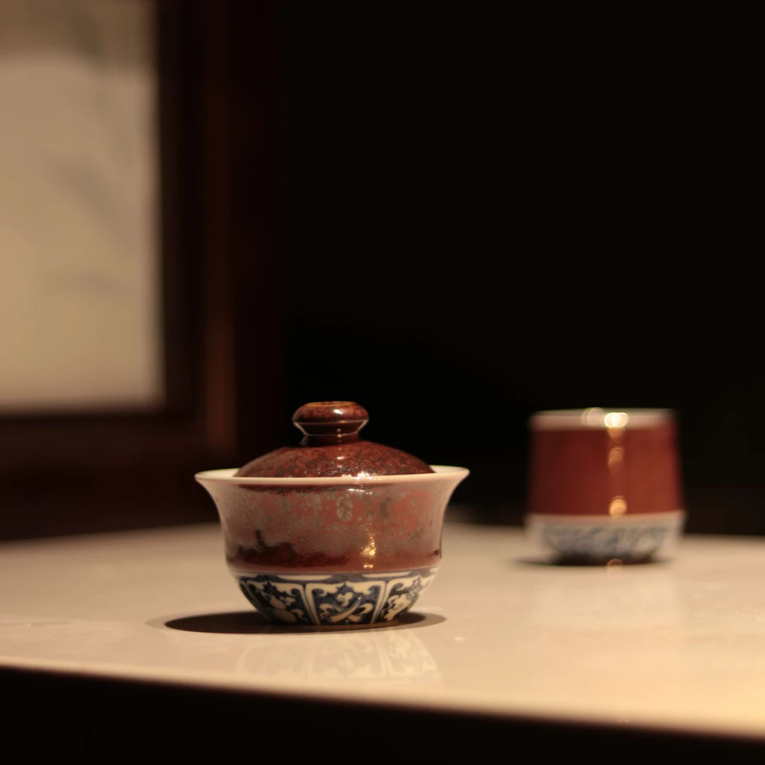 【畅怀堂】枣皮红青花八宝纹套系