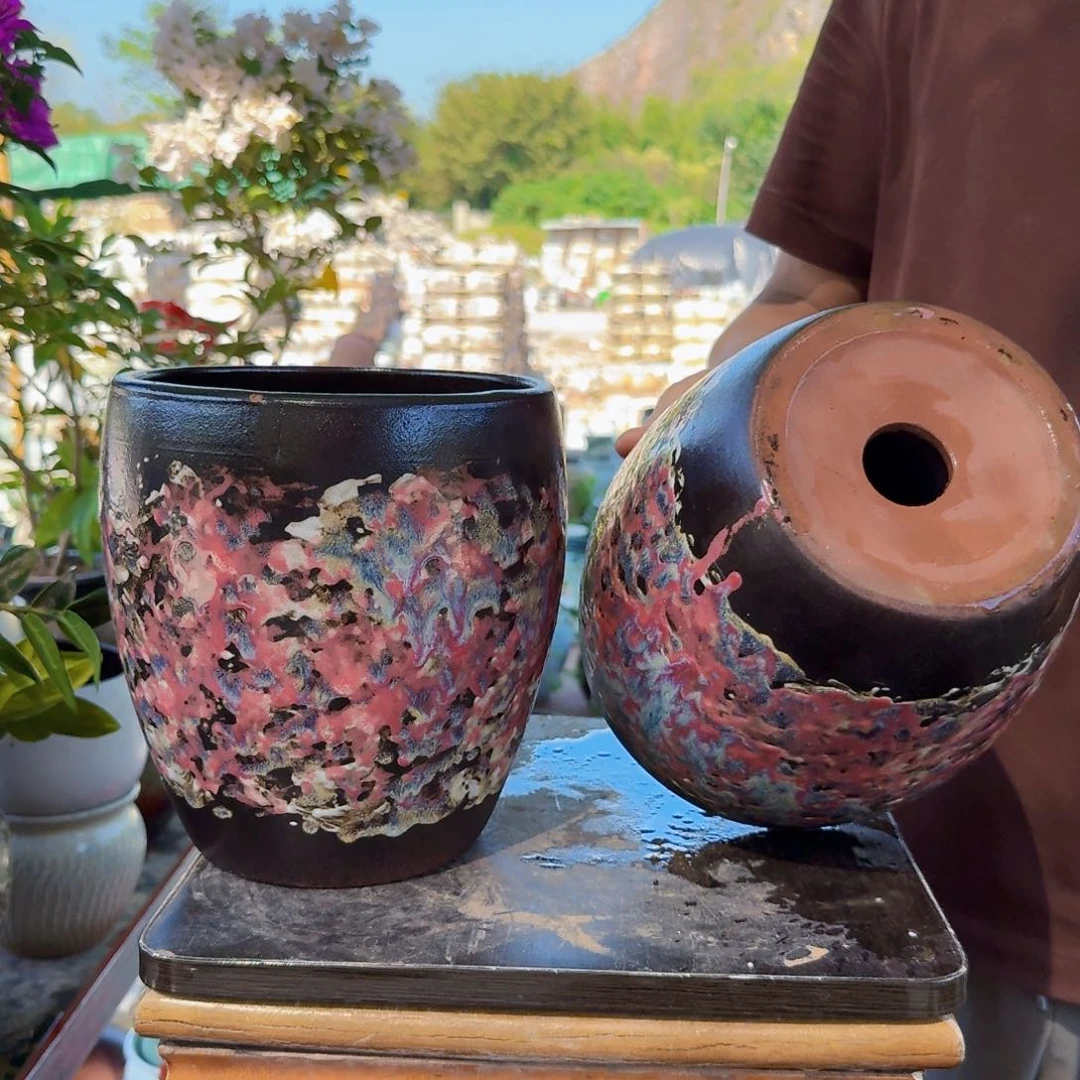 紫砂花盆口19高20（两个姹寂粉韩蛋壳