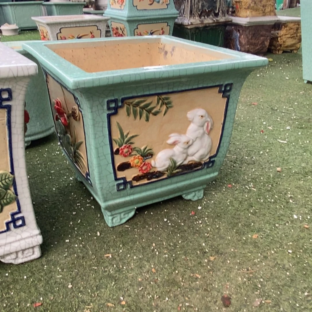 红陶孙*生豆青方盆。