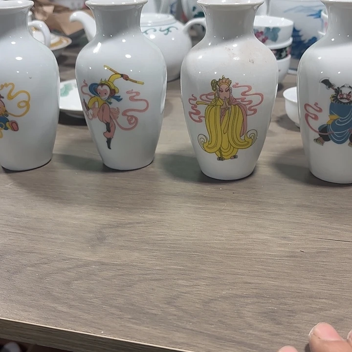 陶清***花小花瓶，小花瓶，四个微瑕