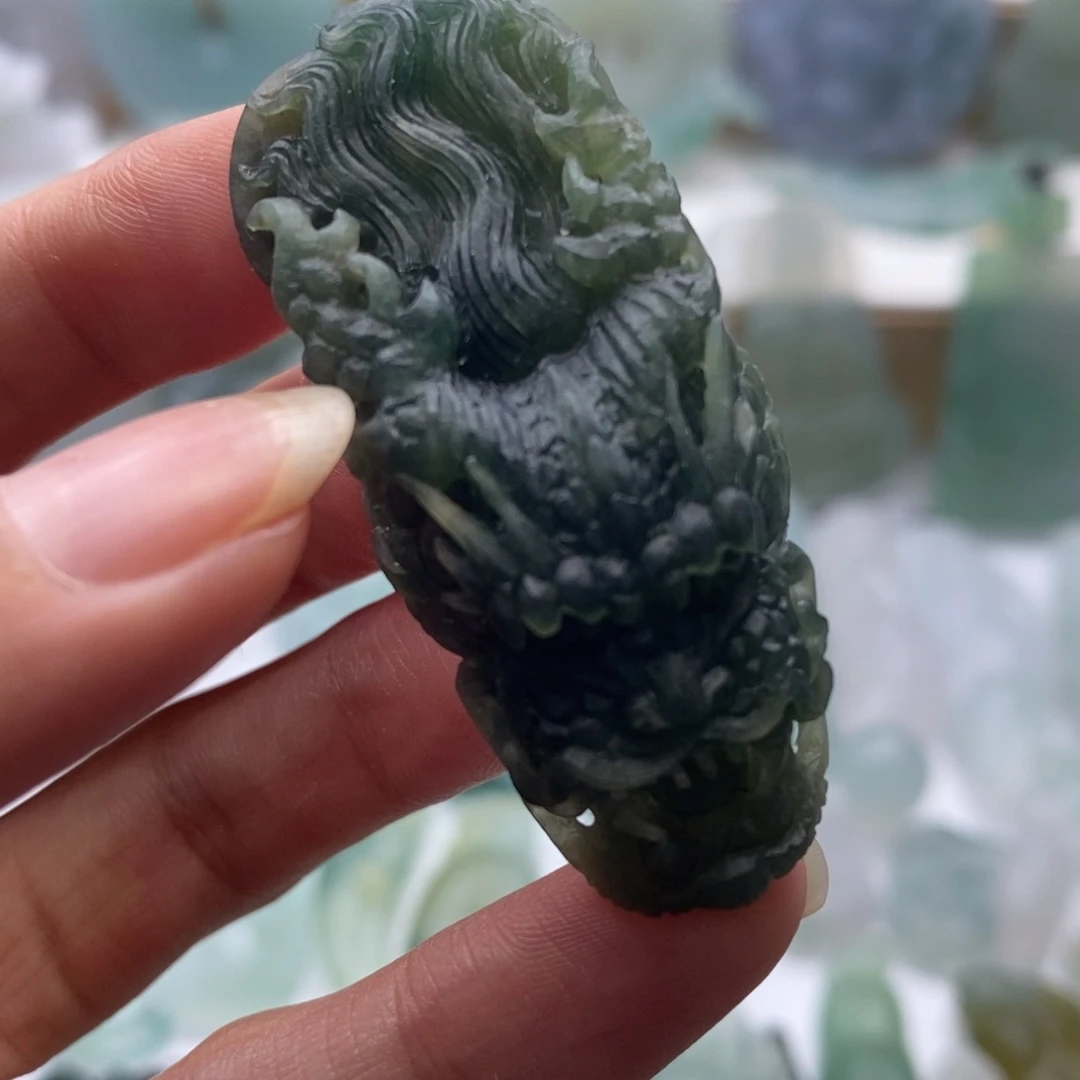 未镶嵌定制翡翠毛货无鉴赏期