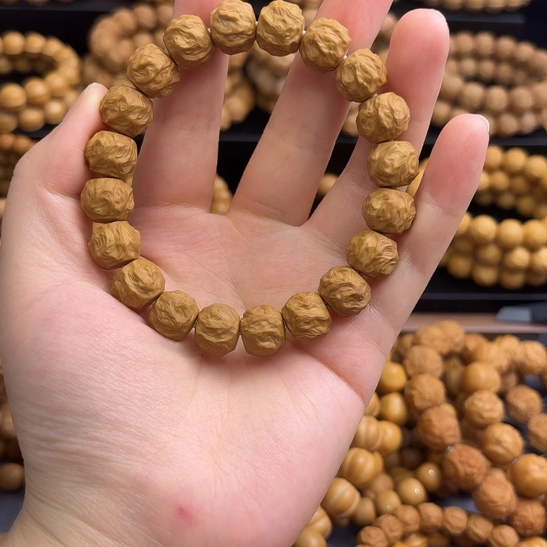 雪***峰猴头核桃吊坠龙蛇