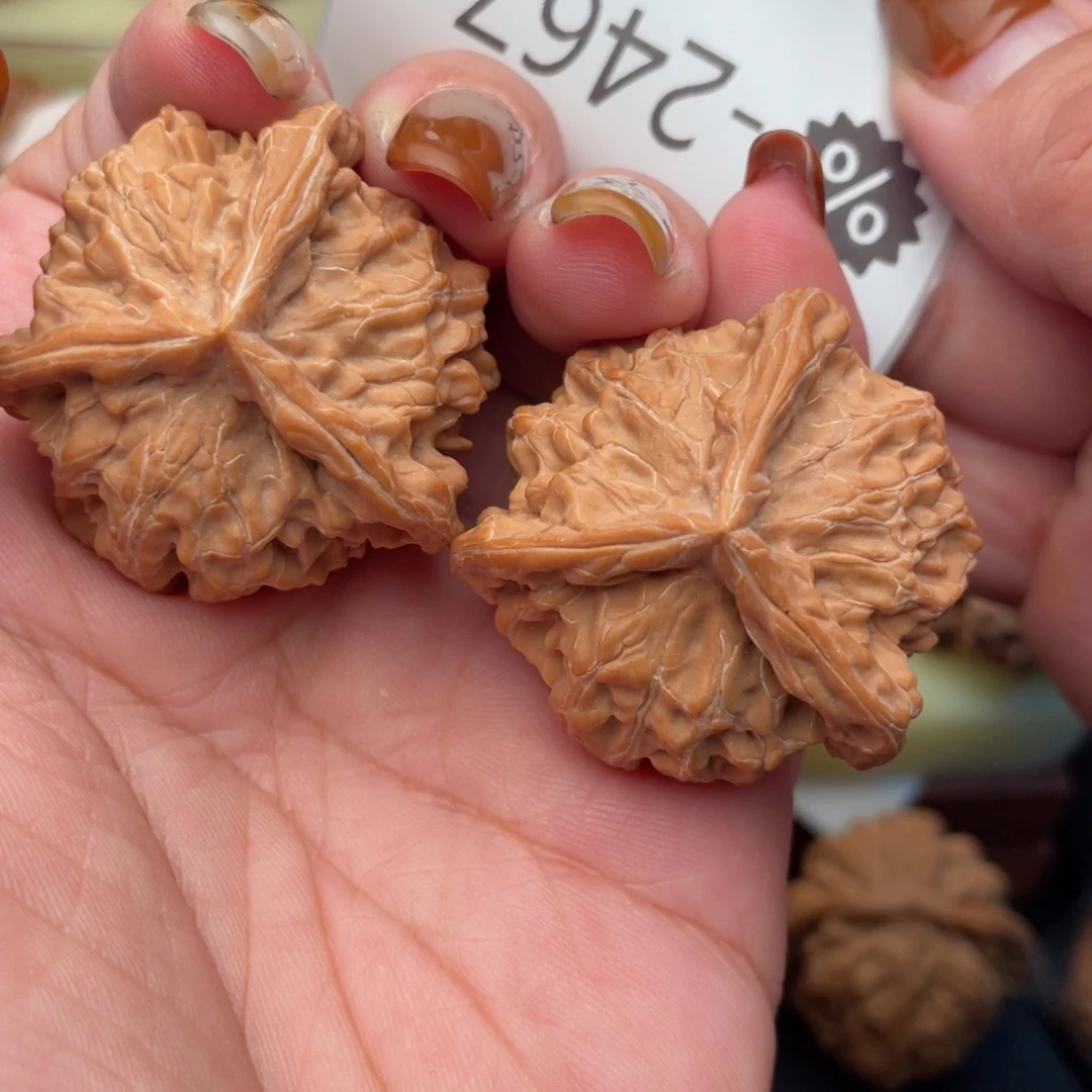 把件文玩核桃38头货盘山正奔