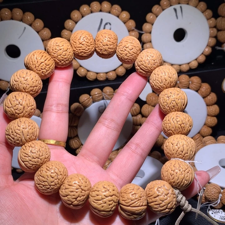 手串桃核老树白月光手持