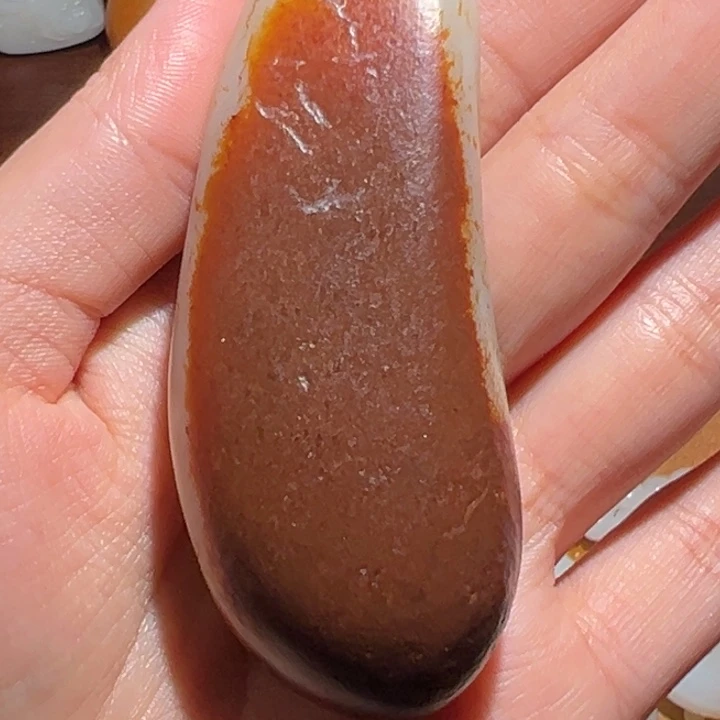 豹***子和田玉未镶嵌颈饰