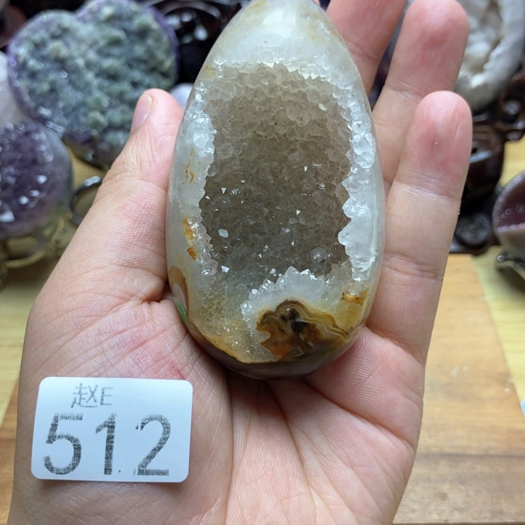 未镶嵌水晶大型摆件（非配饰）