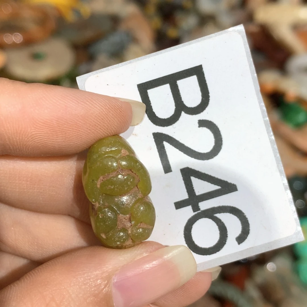 颈饰未镶嵌和田玉用****4
