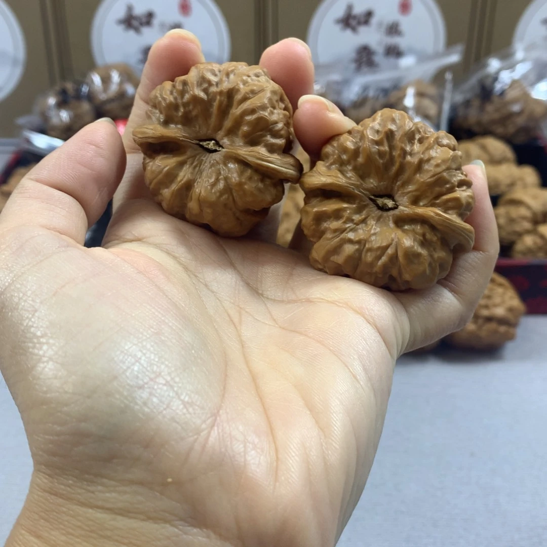 红****活43尺文玩核桃蛤蟆头头货对儿