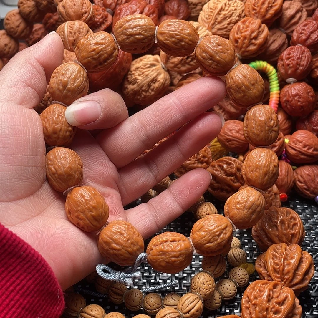 灰***儿文玩核桃手串小枣