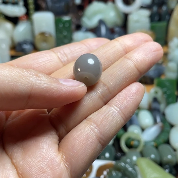 ****～和田玉未镶嵌挂件