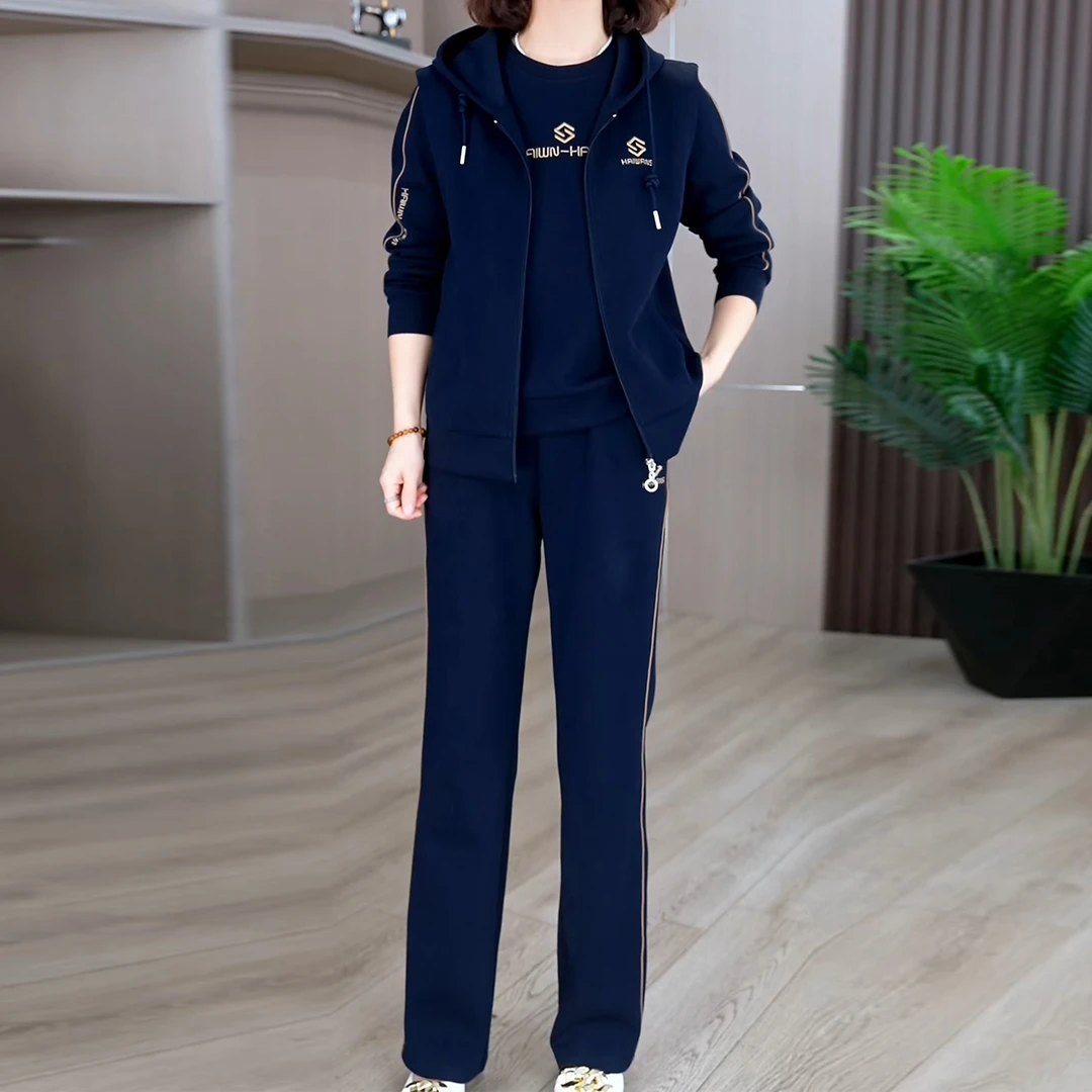 2025秋季新款休闲运动套装女中老年妈妈装洋气时尚连帽马甲三件套