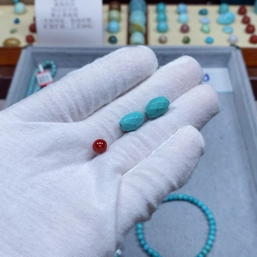 南红玛瑙配饰未镶嵌