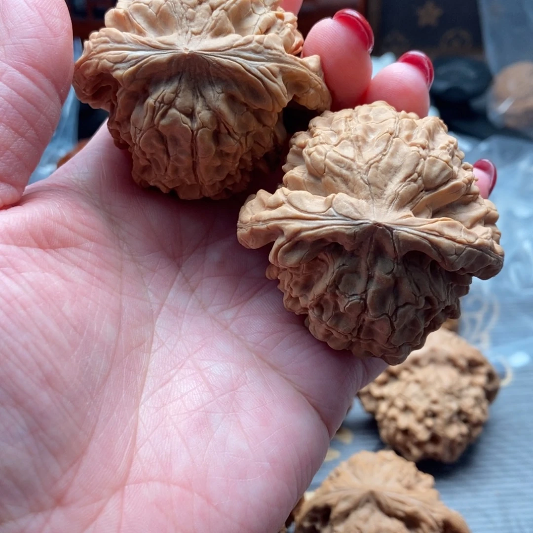 坚***底文玩核桃吊坠核桃