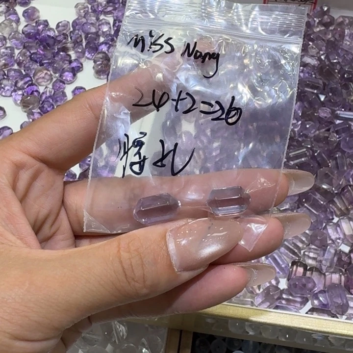 M***.水晶珠宝半成品未镶嵌