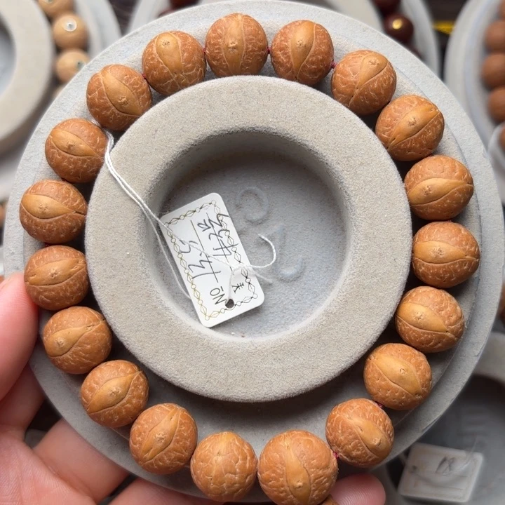 凤眼菩提吊坠强*13.5m m手串