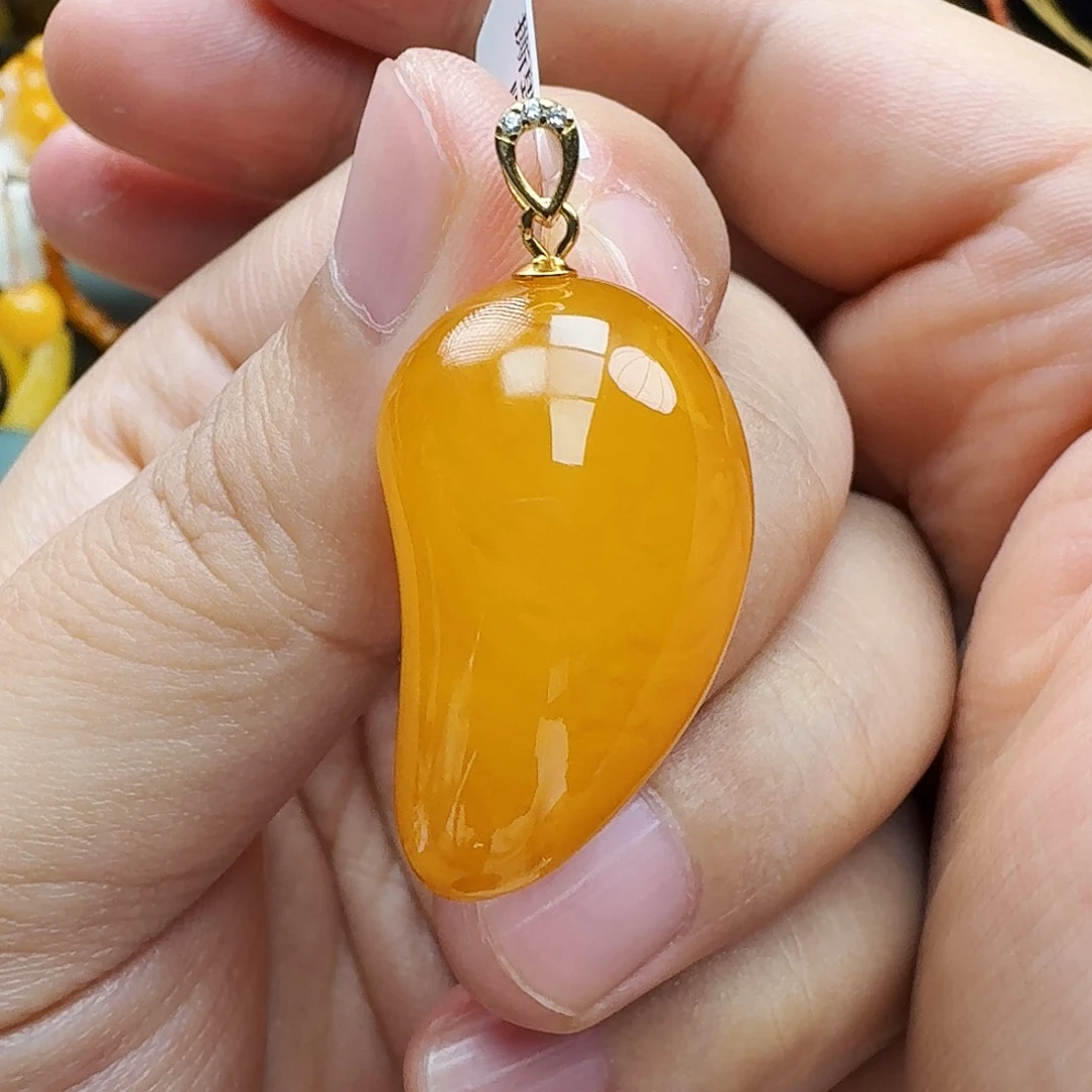 琥珀颈饰未镶嵌天然保真假一赔十