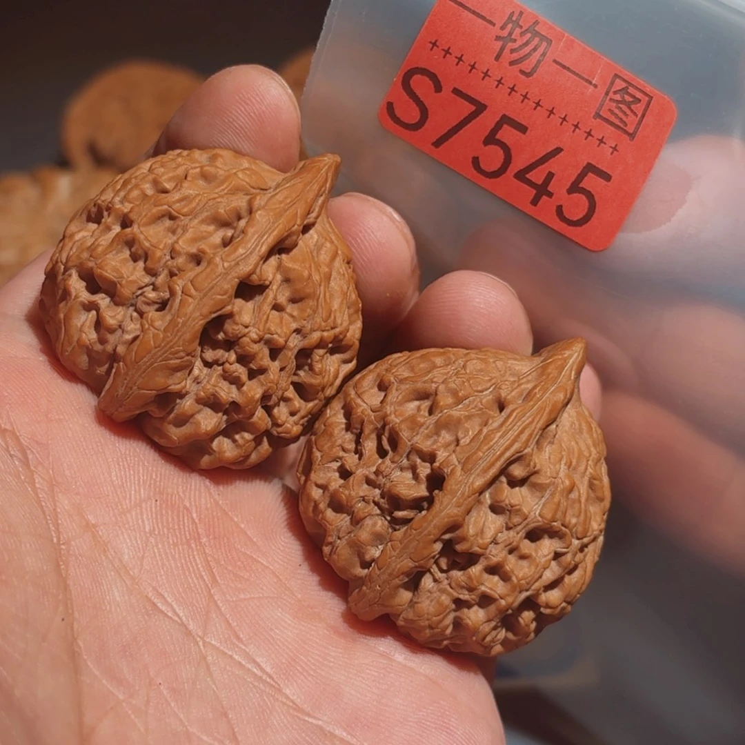 文玩核桃把件水龙