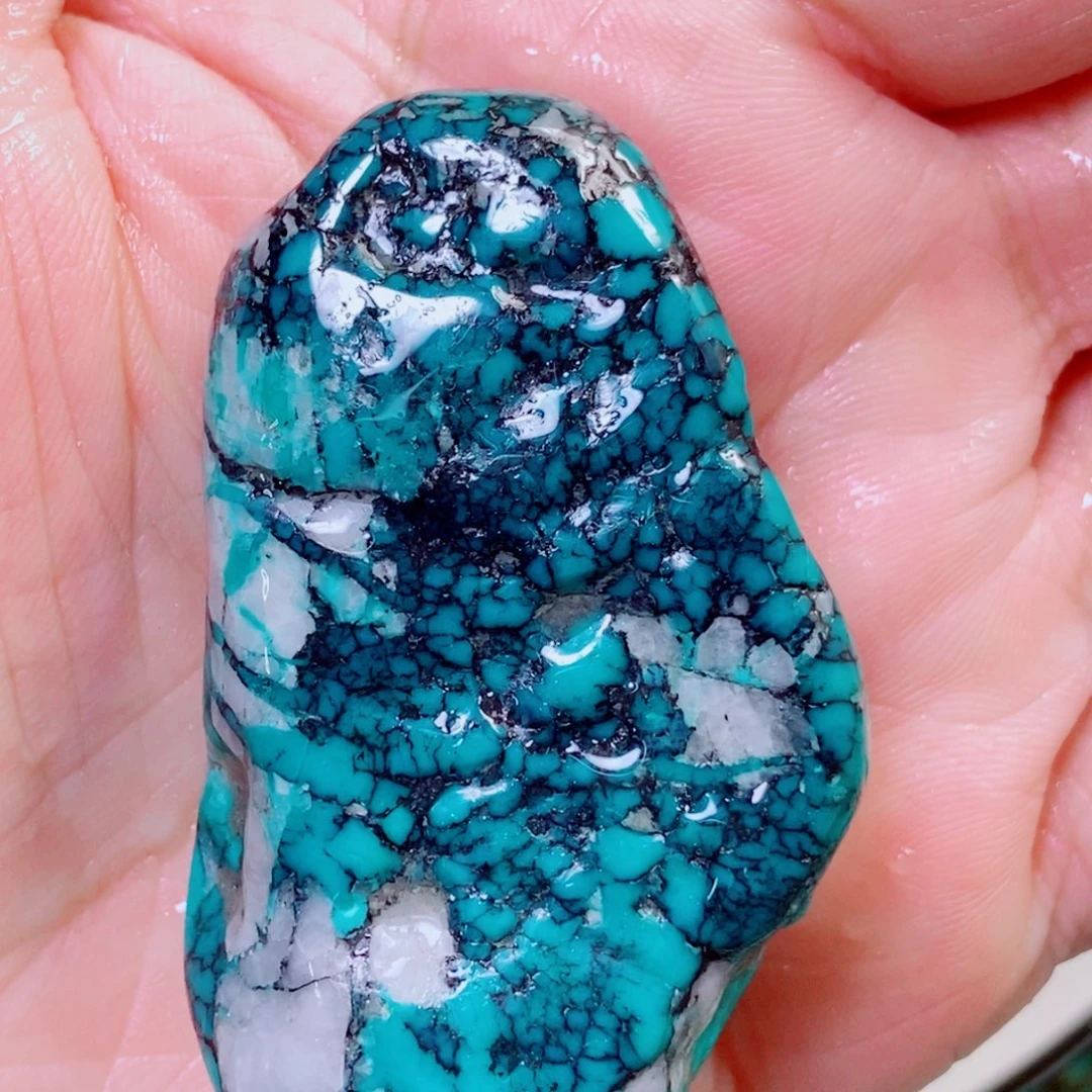 绿松石未镶嵌挂件