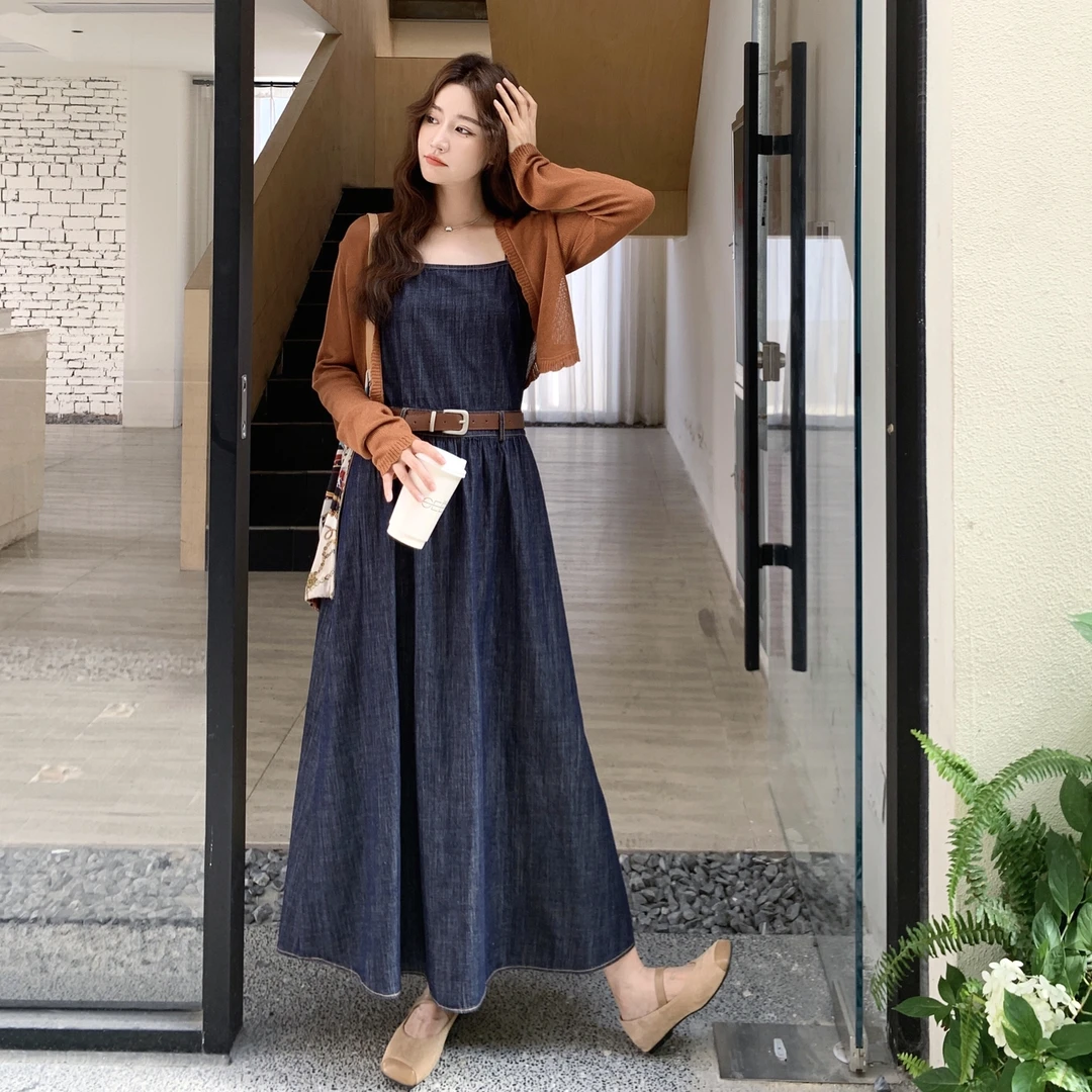 复古温柔系法式牛仔吊带裙套装女2025早秋新款气质针织开衫两件套