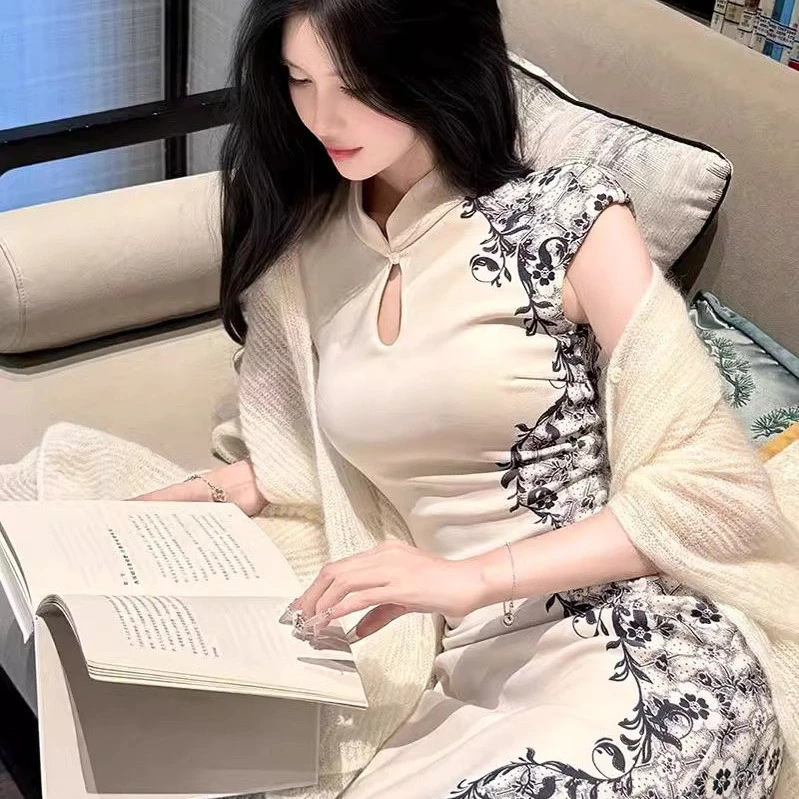 画报夫人原创新中式绝美旗袍改良年轻款少女高级感漂亮独特青花瓷