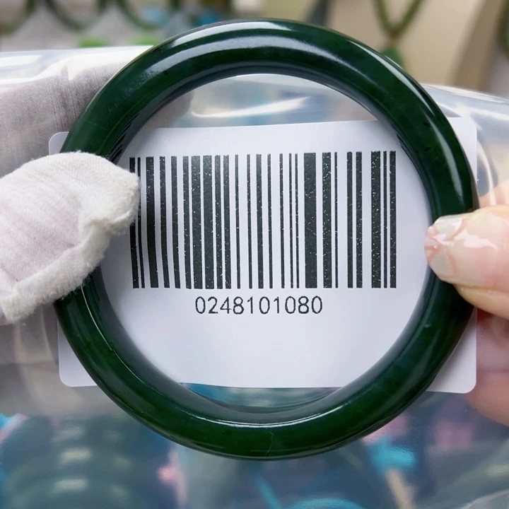 和田玉未镶嵌手镯包容6061