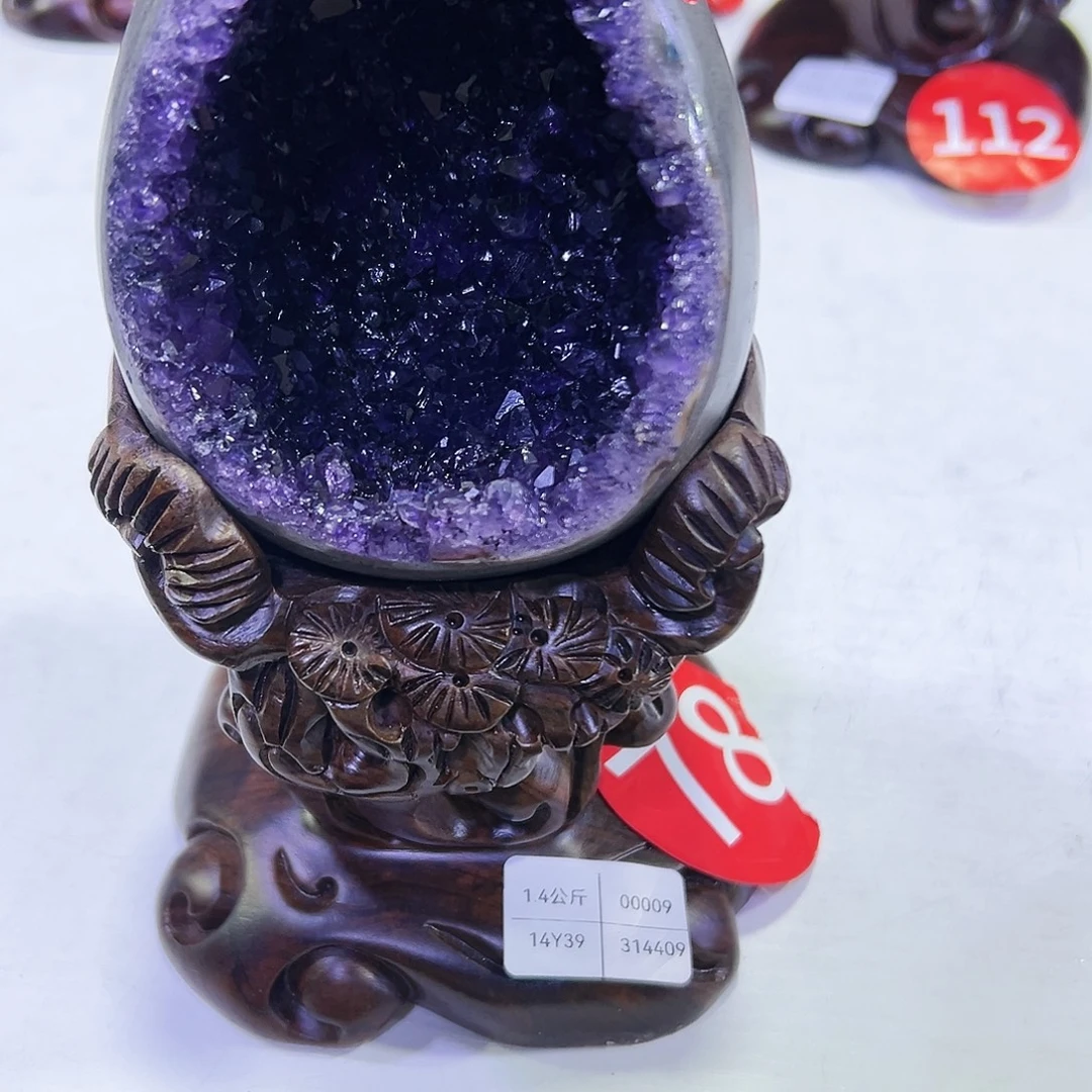 大型摆件（非配饰）紫晶未镶嵌晶