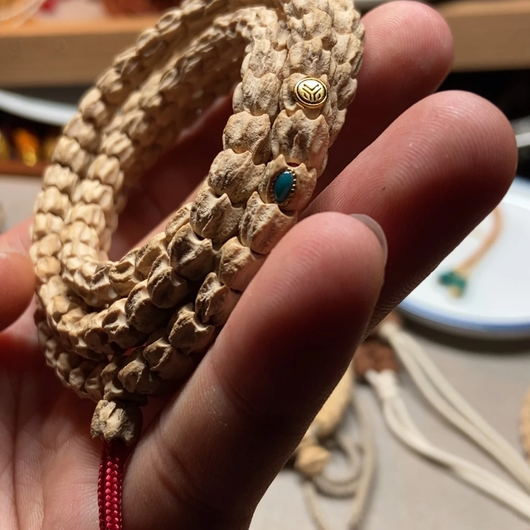 柏香籽/百香籽手串Y*