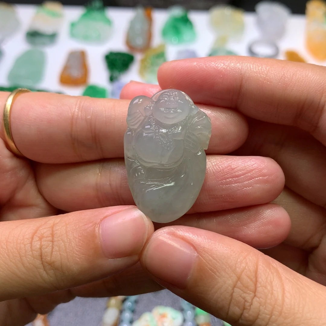 未镶嵌定制翡翠佛公