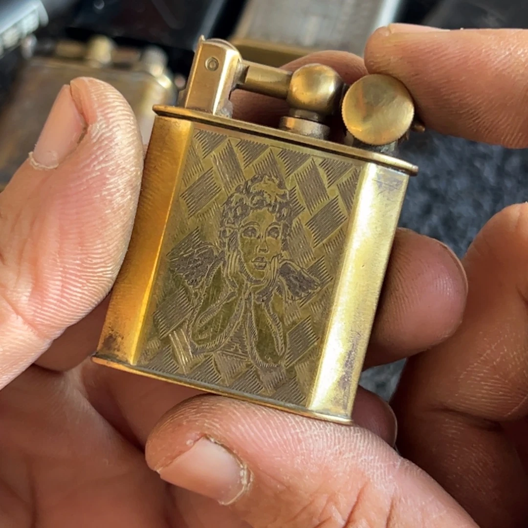 古董煤油打火机-rif