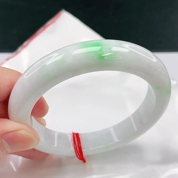 翡翠未镶嵌手镯圈58。40142