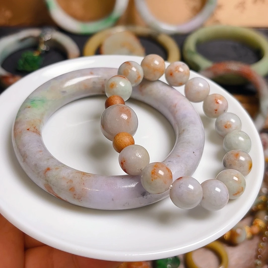 翡翠未镶嵌颈饰价格问主播，非常漏