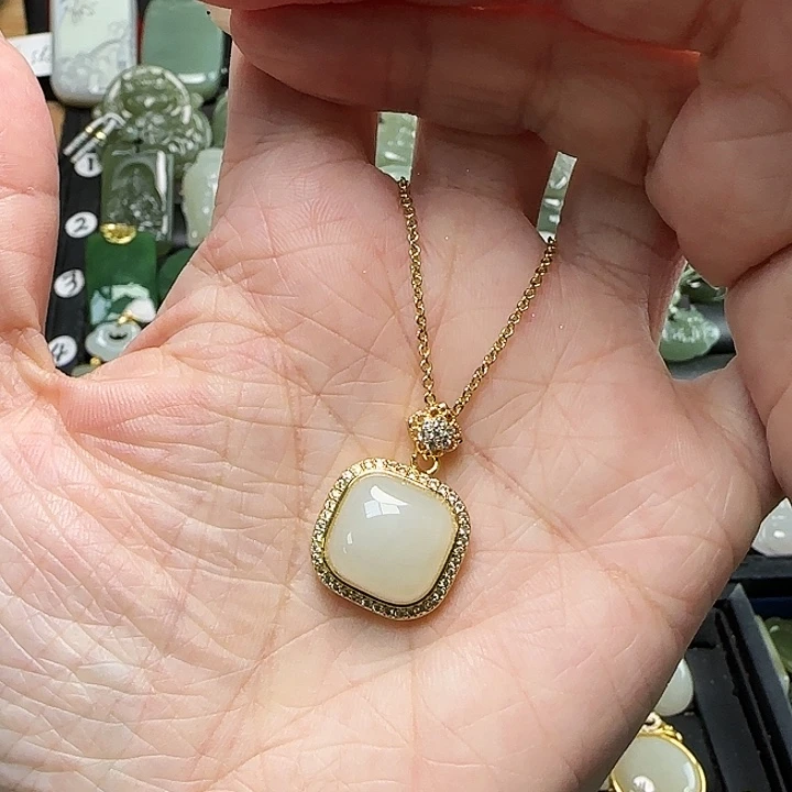 和田玉银S925镶嵌颈饰