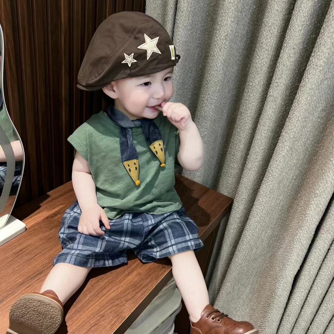 男童宝宝套装2025新款夏季儿童女童短裤无袖背心格子短裤两件套潮