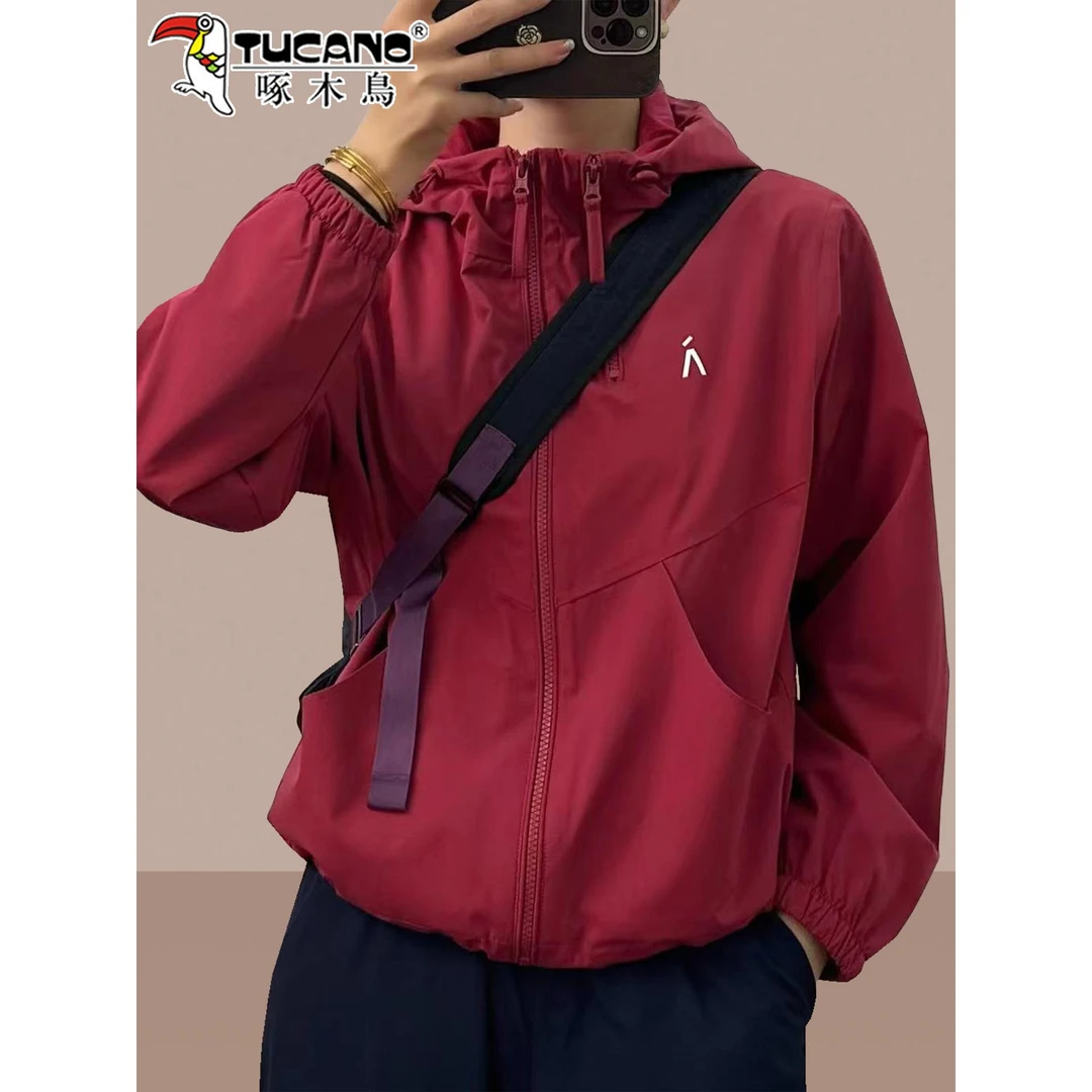 啄木鸟防风防水冲锋衣女款2025新款春秋薄款连帽百搭休闲夹克外套