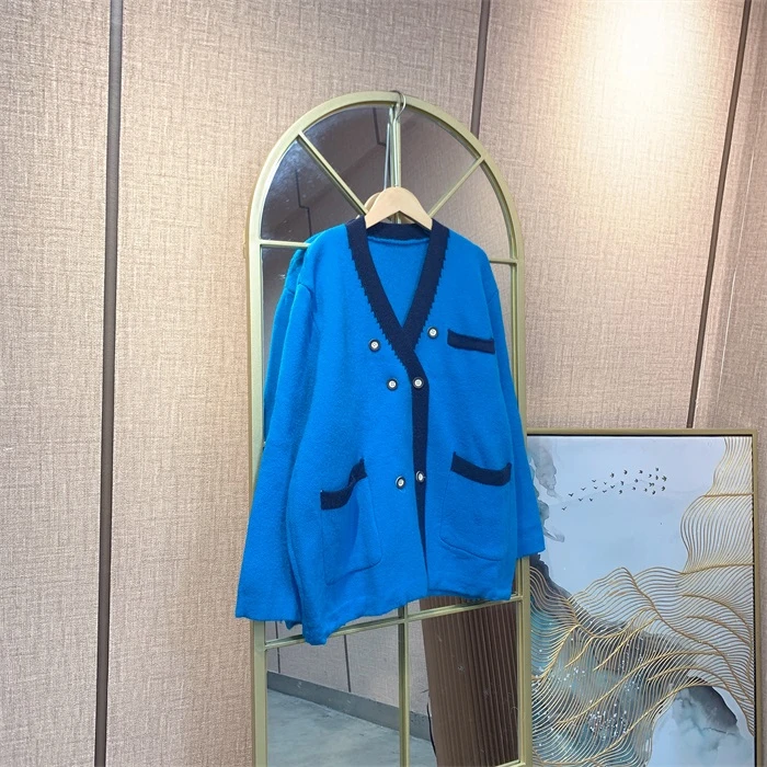 UU495深蓝色孕妇衣100-150