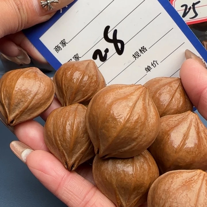 宋***。手串橄榄核橄榄核