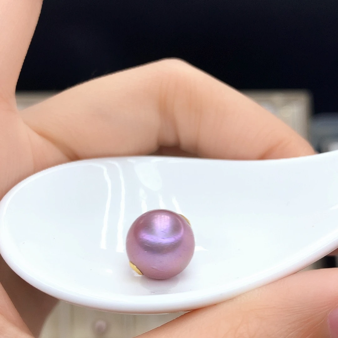 淡水珍珠18K金镶嵌颈饰