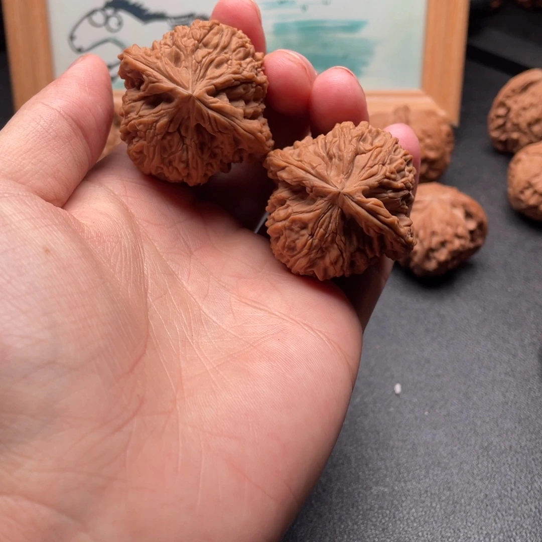 把件文玩核桃南疆石