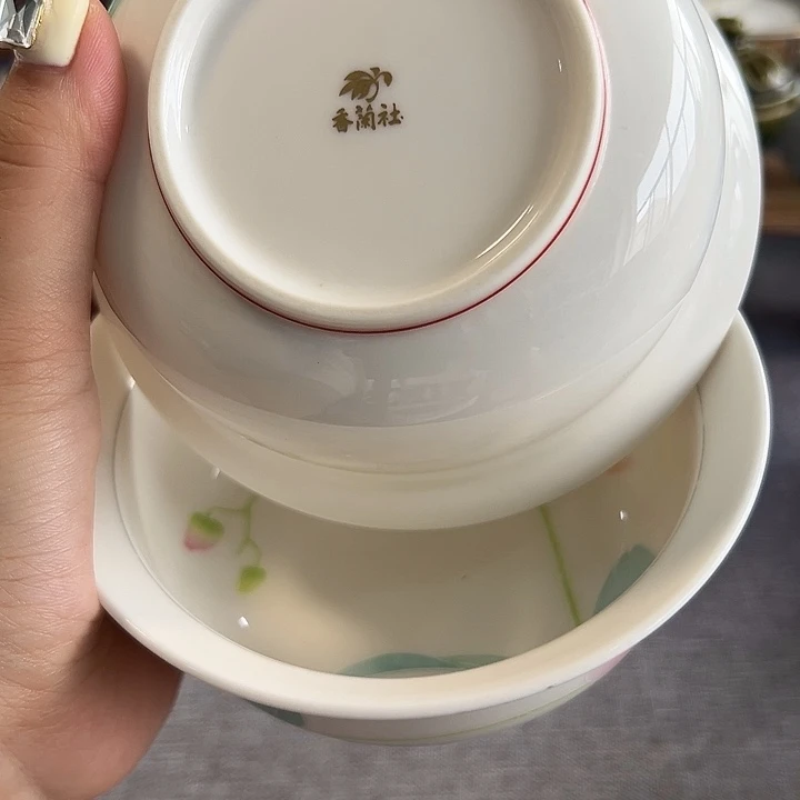 玻璃哈哈哈哈哈哈哈