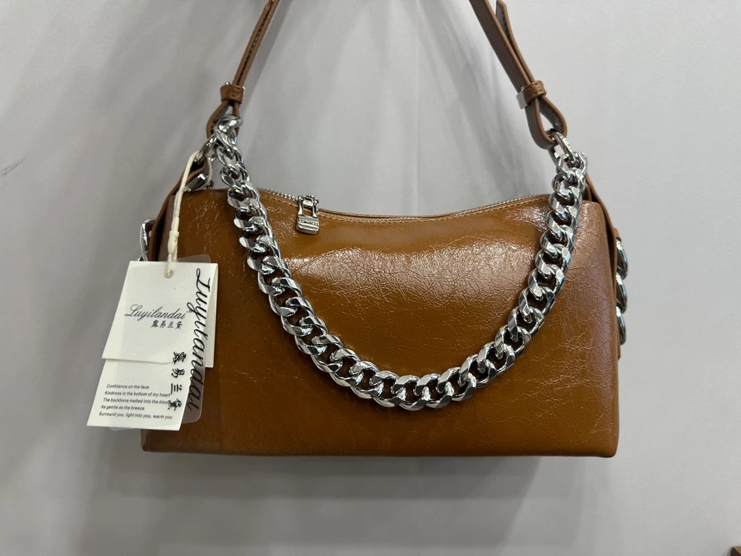 【轻奢女包】新款时尚百搭女包C09