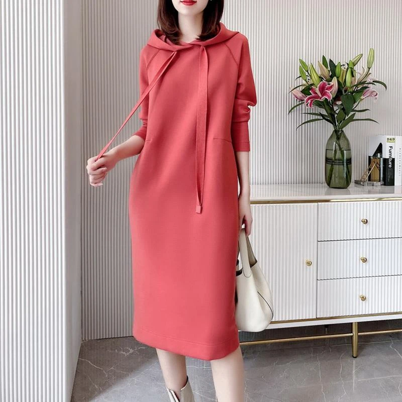 TOUCH MISS红色连衣裙秋秋季轻奢品牌显瘦运动休闲卫衣裙子女减龄