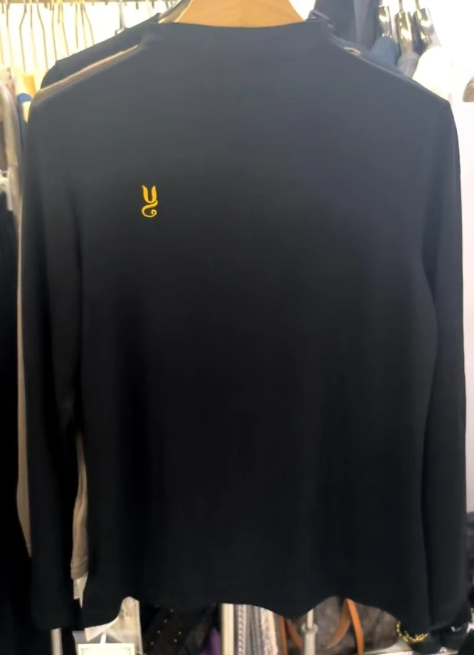 0937 女士时尚百搭休闲小衫