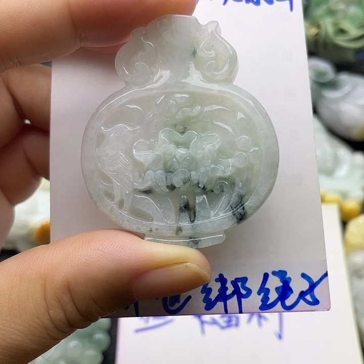 颈饰未镶嵌翡翠天然翡翠