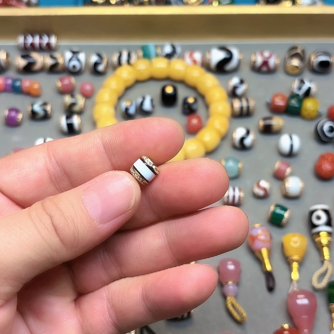 1***孩玛瑙/玉髓未镶嵌单珠