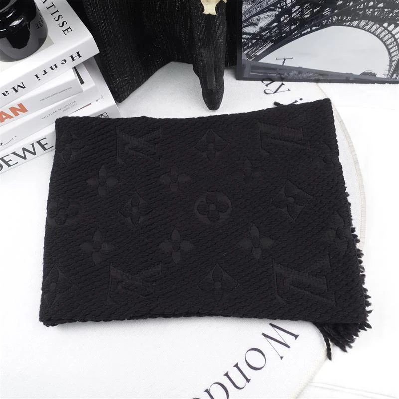 99新 LouisVuitton/路易威登 【安娜专属】 围巾T_ZY0000416303