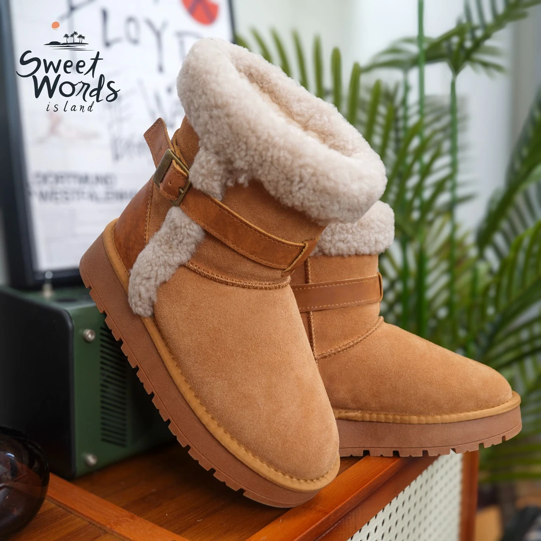 羊羔翻毛口雪地靴女中筒靴女款雪地靴冬季靴子女款东北冰雪大世界