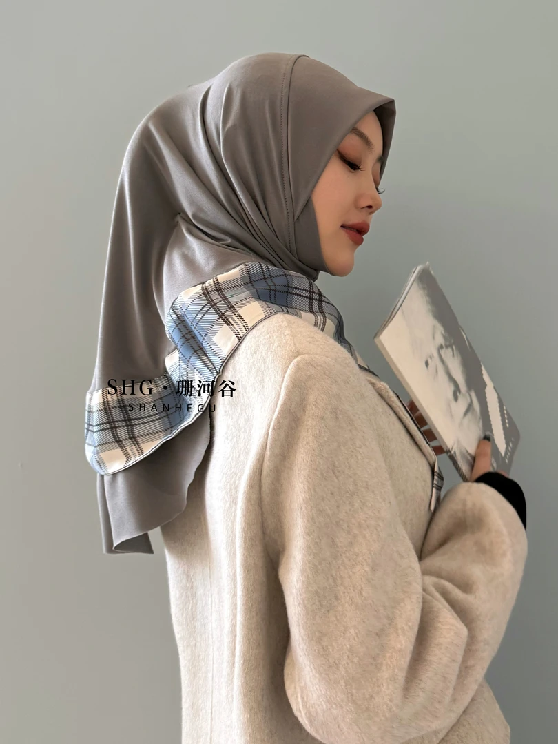 珊河谷拼接头套气质时尚