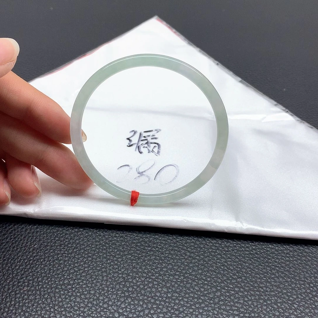 翡翠未镶嵌手镯57