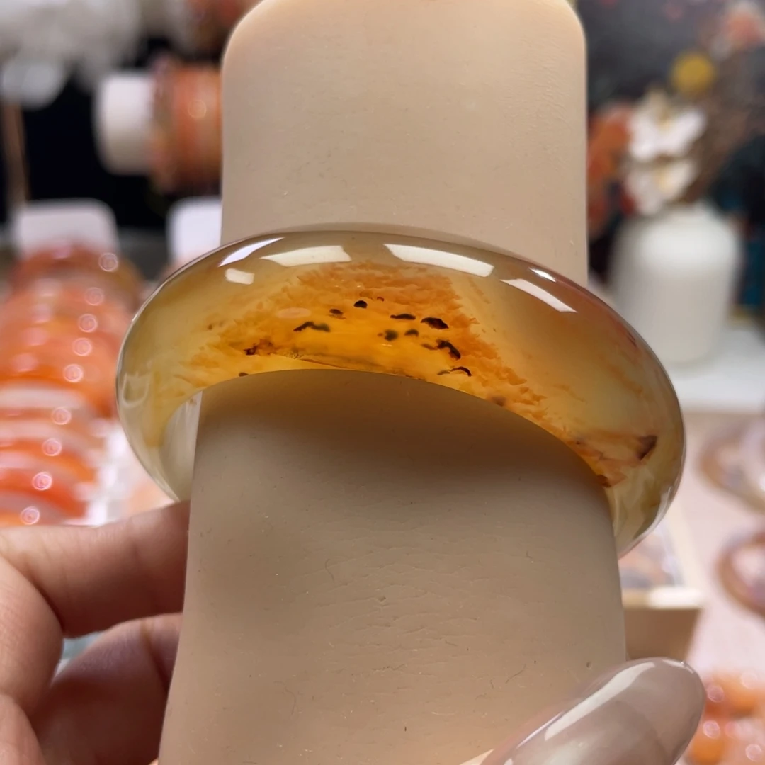 玛瑙/玉髓未镶嵌手镯54.6mm